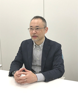 高尾氏インタビュー風景