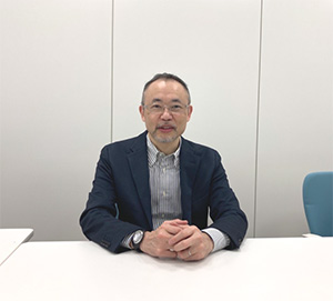 高尾氏インタビュー風景