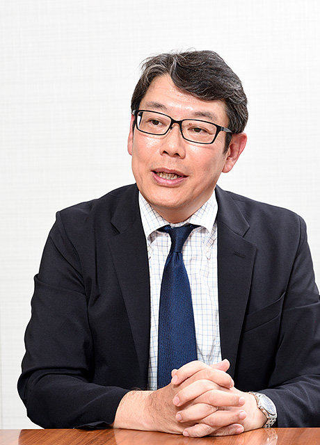 川島氏