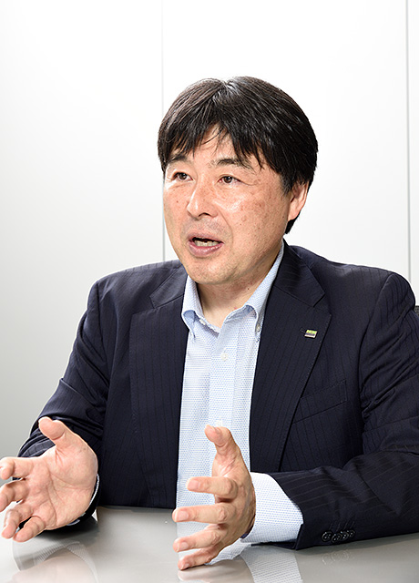 卯野氏