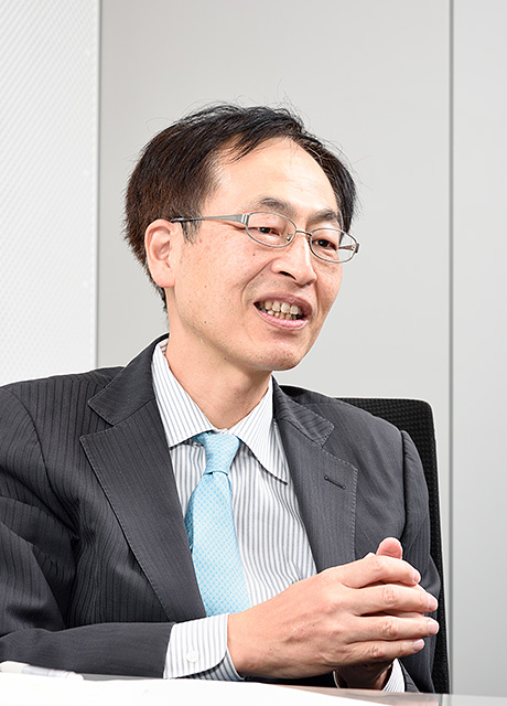 山田氏