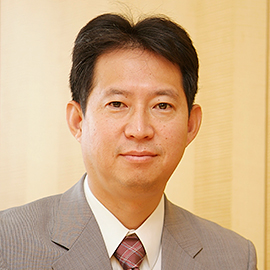 岩本 隆 氏