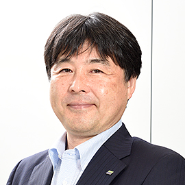 卯野 孝児氏