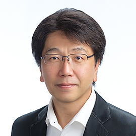 山本 勲 氏