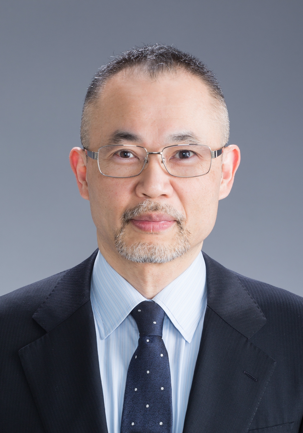 京都産業大学 経営学部 教授 　東京都立大学 名誉教授  高尾 義明