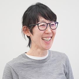 山本 もと子氏