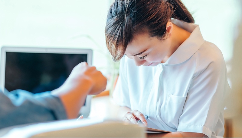 苦情は組織で対応し、医療現場の人材流出を防ぐ