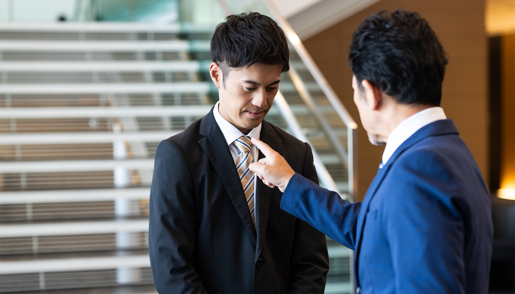 ​​パワハラと指導の違いとは？潜在的ハラスメントを防ぐ正しいハラスメント対策​
