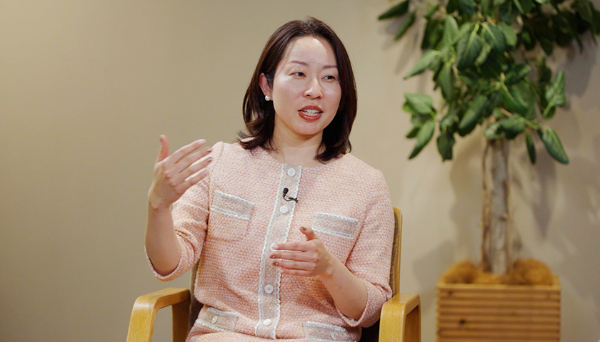 藤原加奈氏